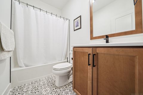 Tiny photo for 33 Enclave Drive #33, Trumbull, CT 06611 (MLS # 24133134)