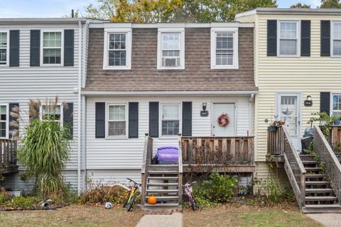 Photo of 6 Lakeside Drive #P, Ledyard, CT 06339 (MLS # 24134321)