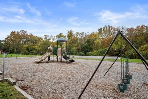 Tiny photo for 6 Lakeside Drive #P, Ledyard, CT 06339 (MLS # 24134321)