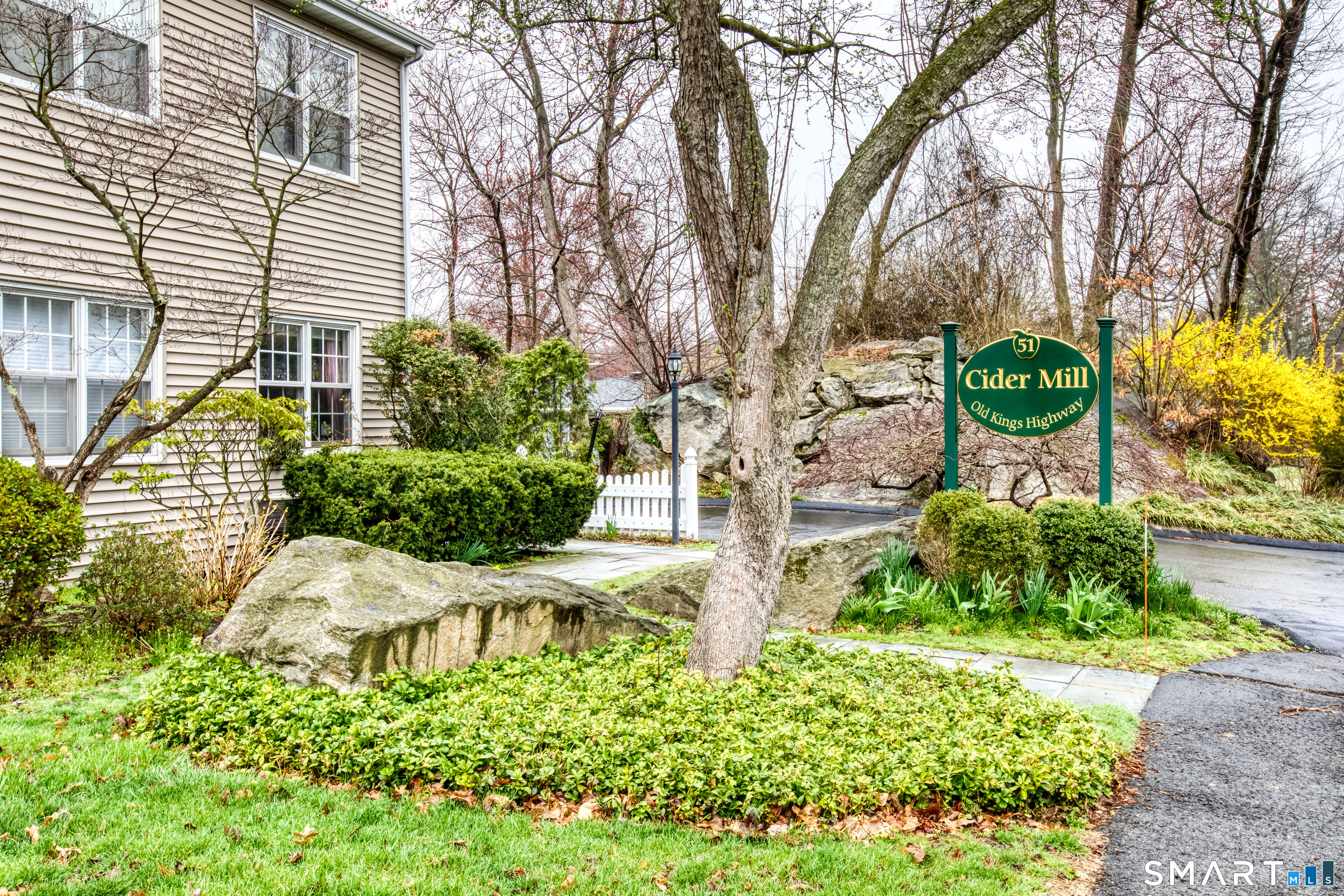 51 Old Kings Highway 12