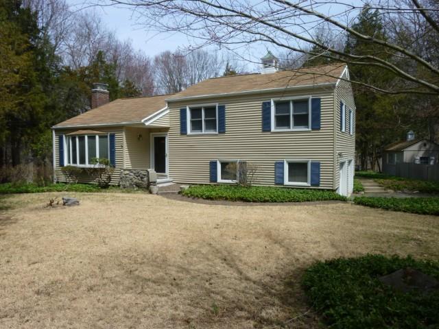 Photo 1 of 54 Blueberry Hill Road, Weston, Connecticut, $490,000, Web #: 99097963