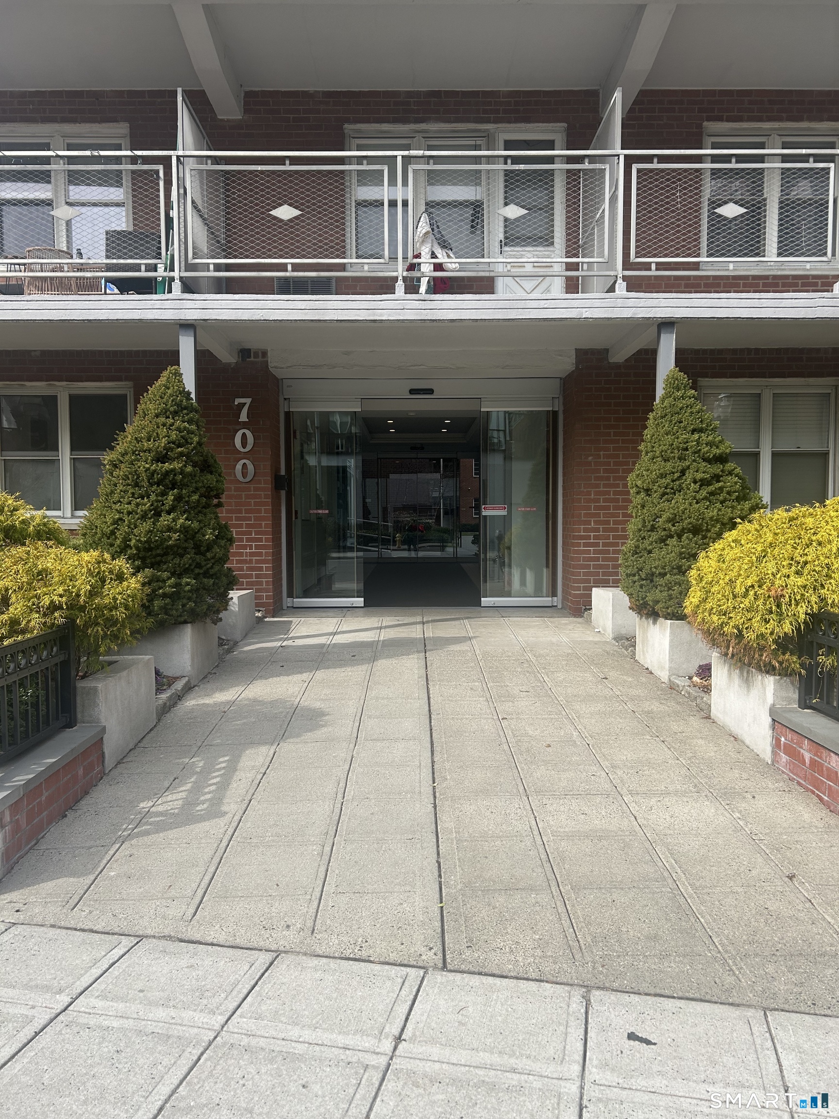 700 Summer Street APT 4A