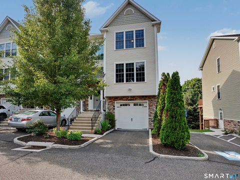 Photo of 30 Short Oak Drive #30, Brookfield, CT 06804 (MLS # 24188574)