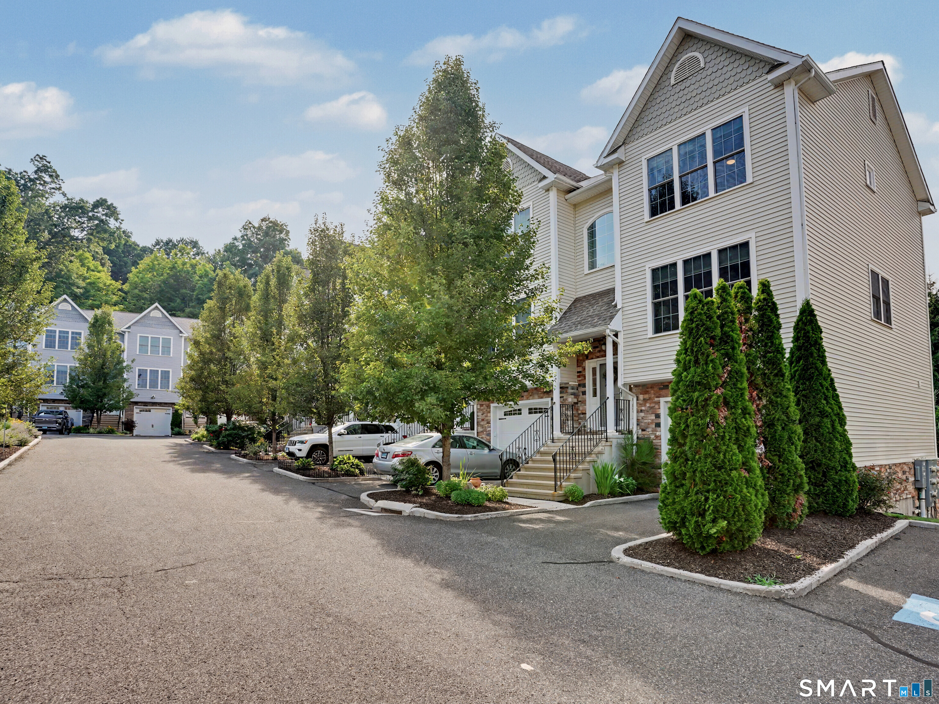 30 Short Oak Drive 30