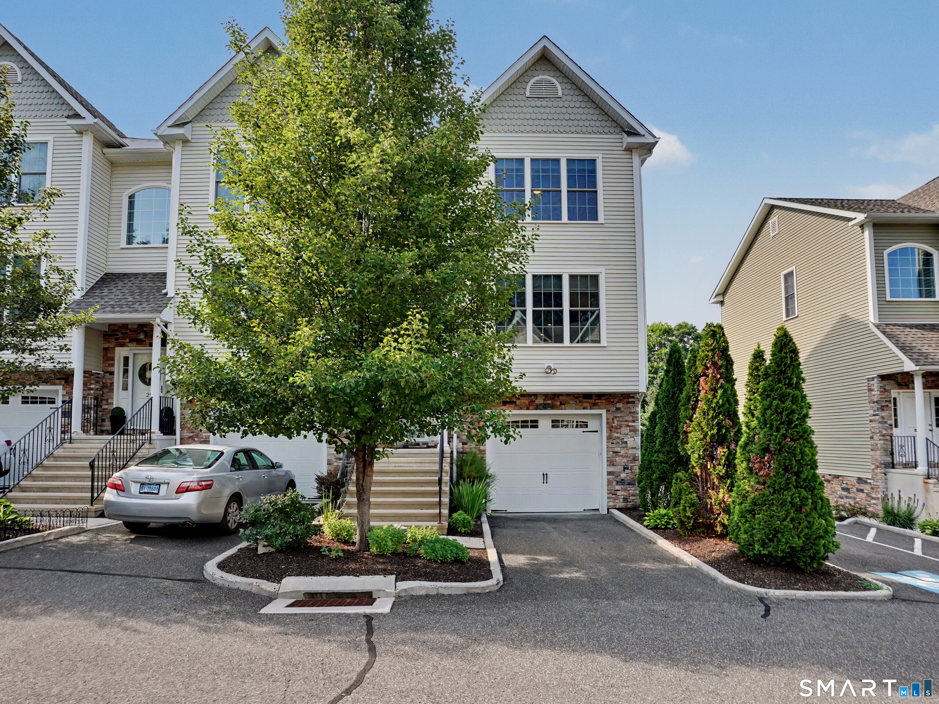 30 Short Oak Drive 30