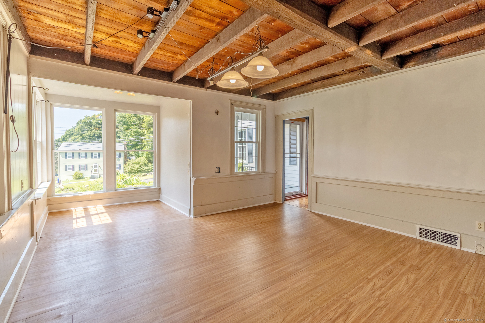 121 Rose Hill Road