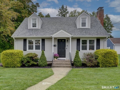 Photo of 35 Helaine Road, Manchester, CT 06042 (MLS # 24211072)
