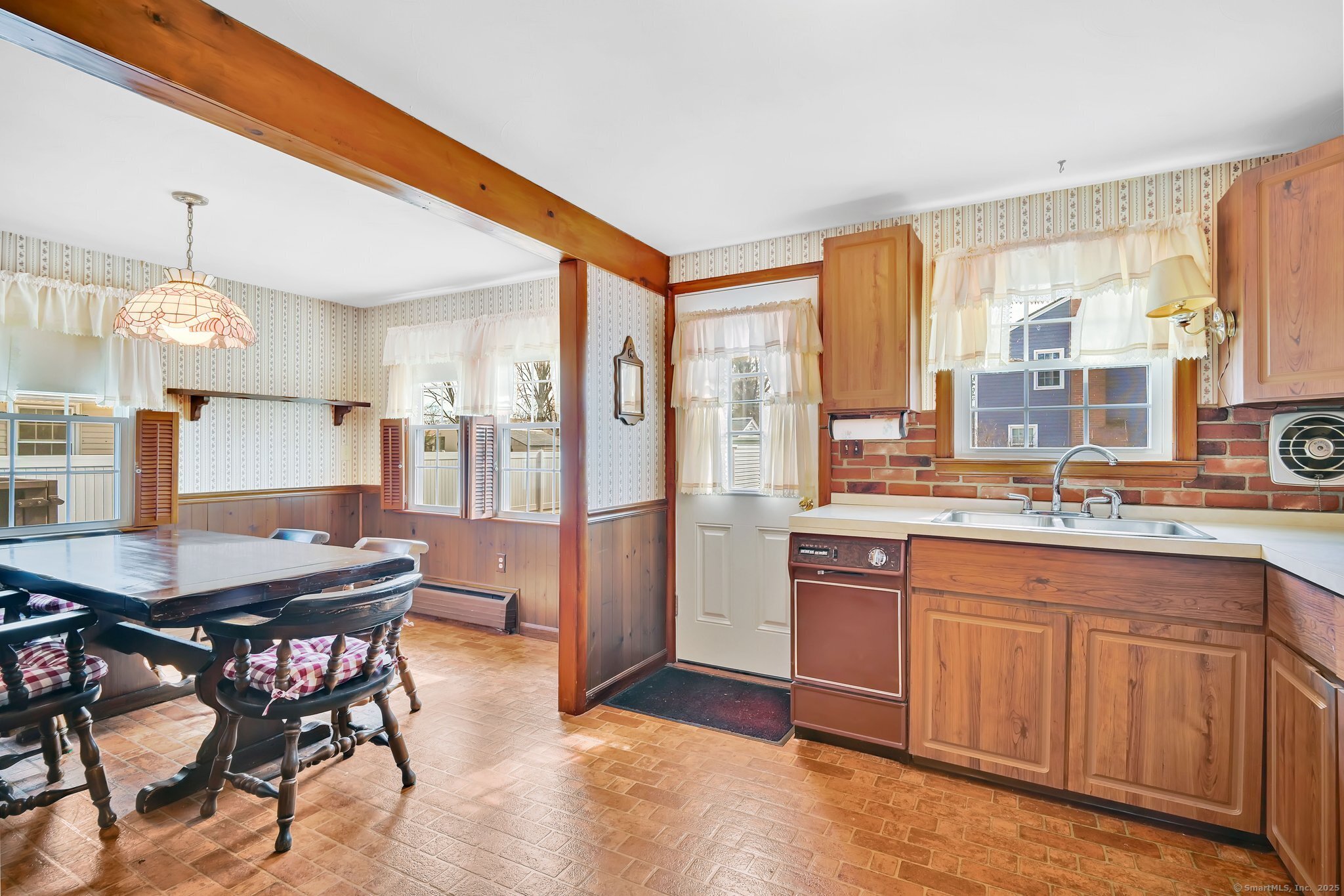 51 Depietro Drive, East Hartford, Connecticut image 8