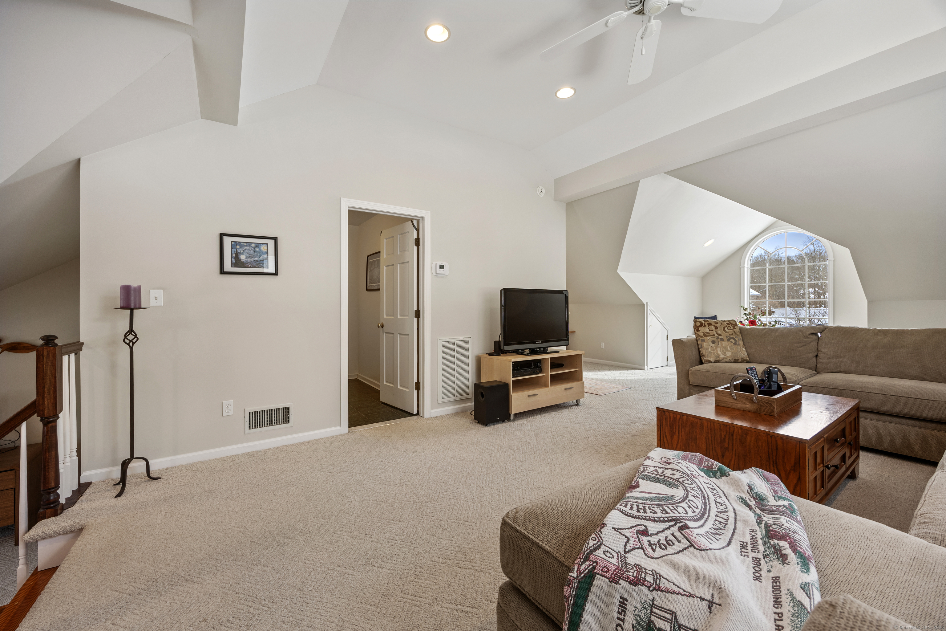140 Scenic Court, Cheshire, Connecticut image 27
