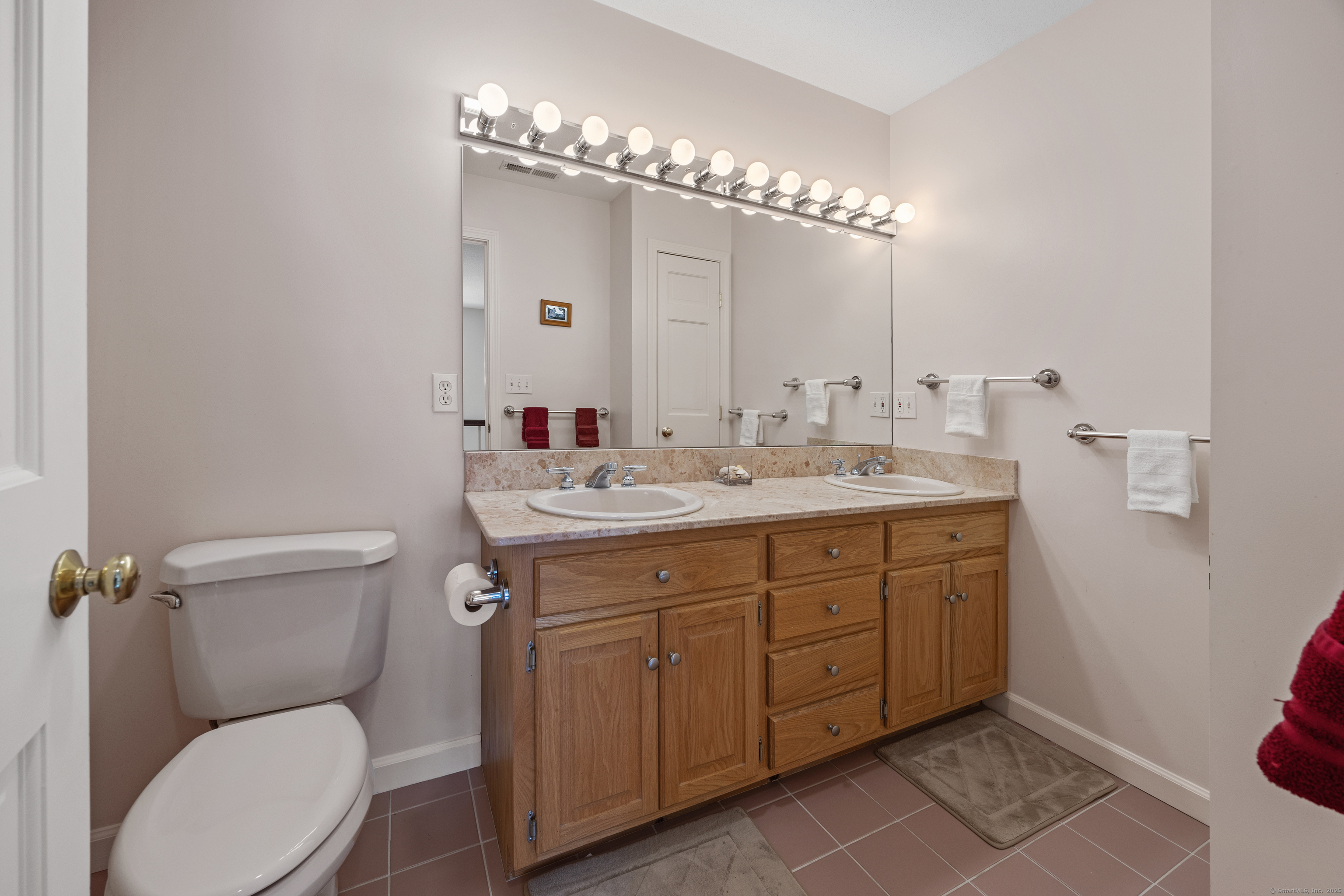 140 Scenic Court, Cheshire, Connecticut image 23