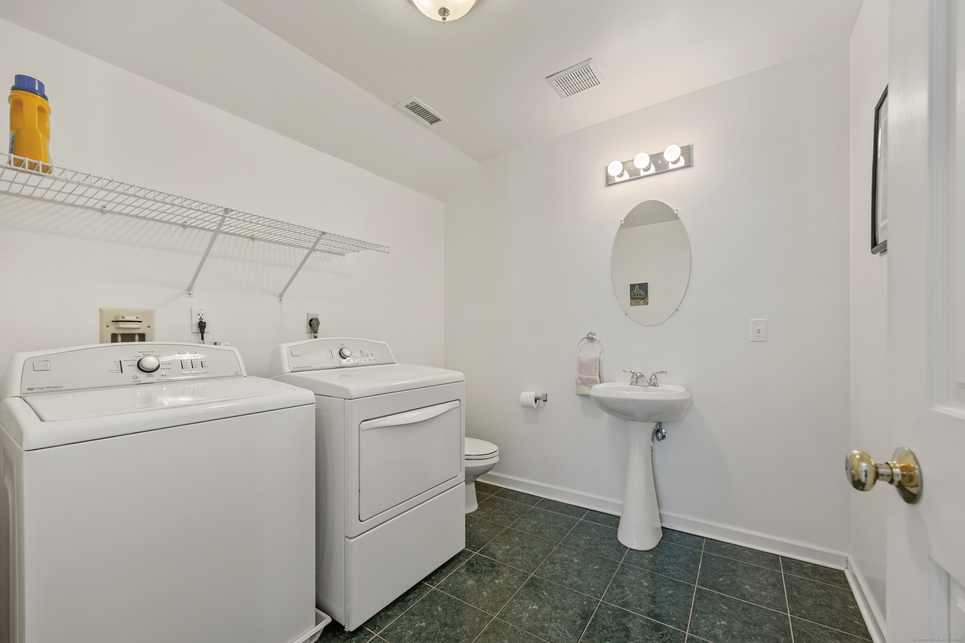 140 Scenic Court, Cheshire, Connecticut image 30