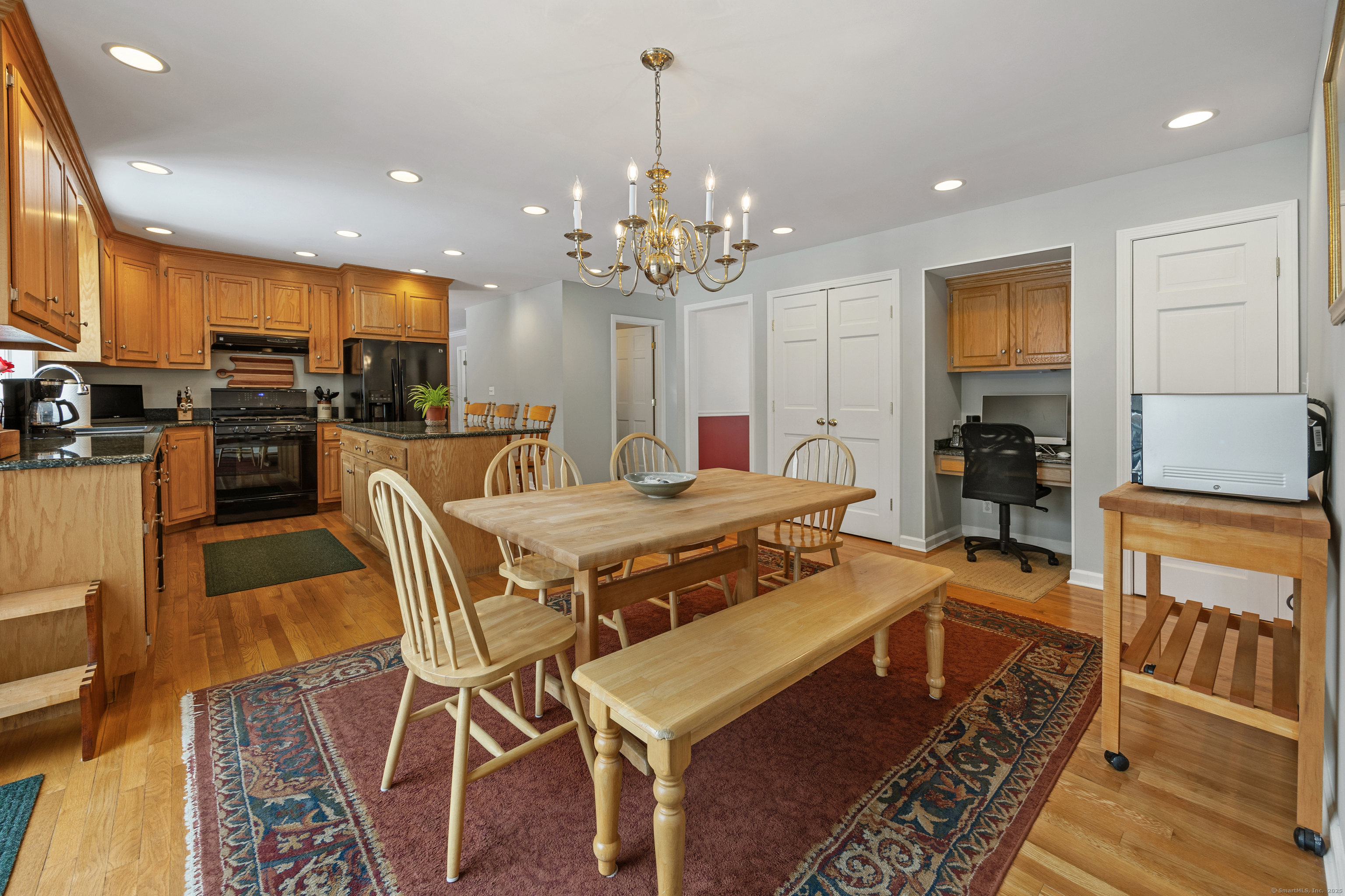 140 Scenic Court, Cheshire, Connecticut image 13