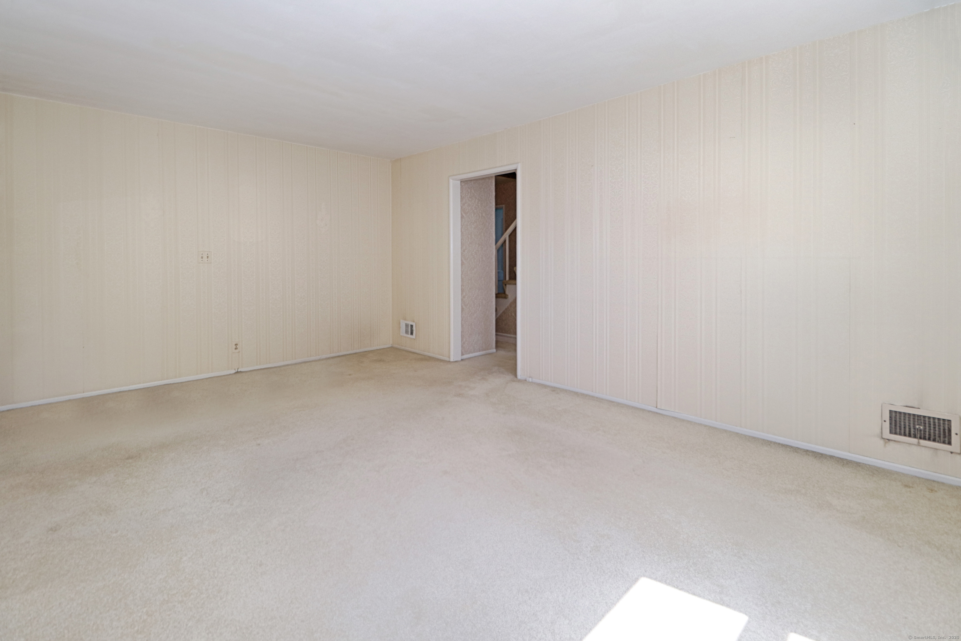 1055 Stratford Road