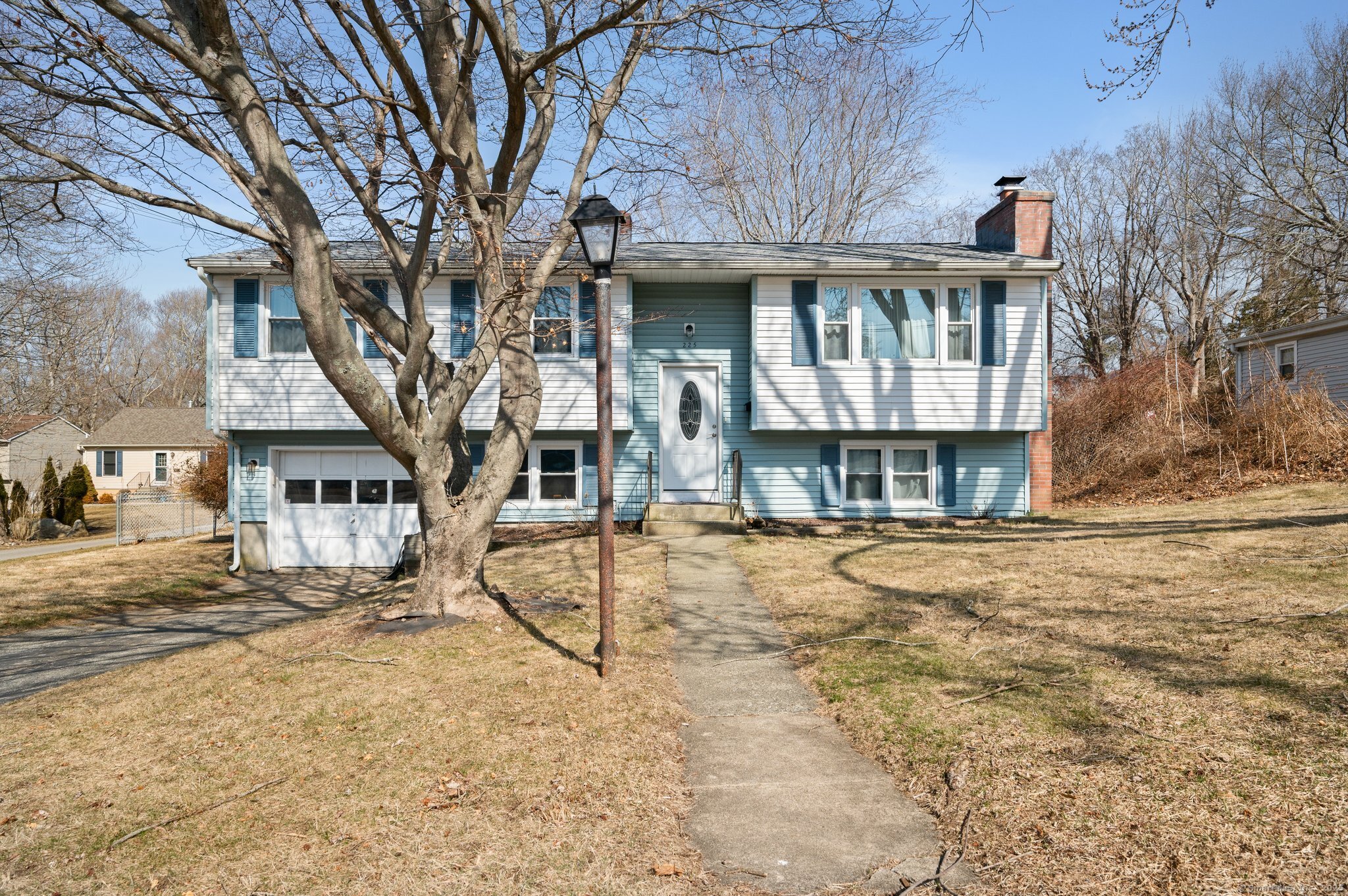 225 Thames Street, New London, Connecticut image 2