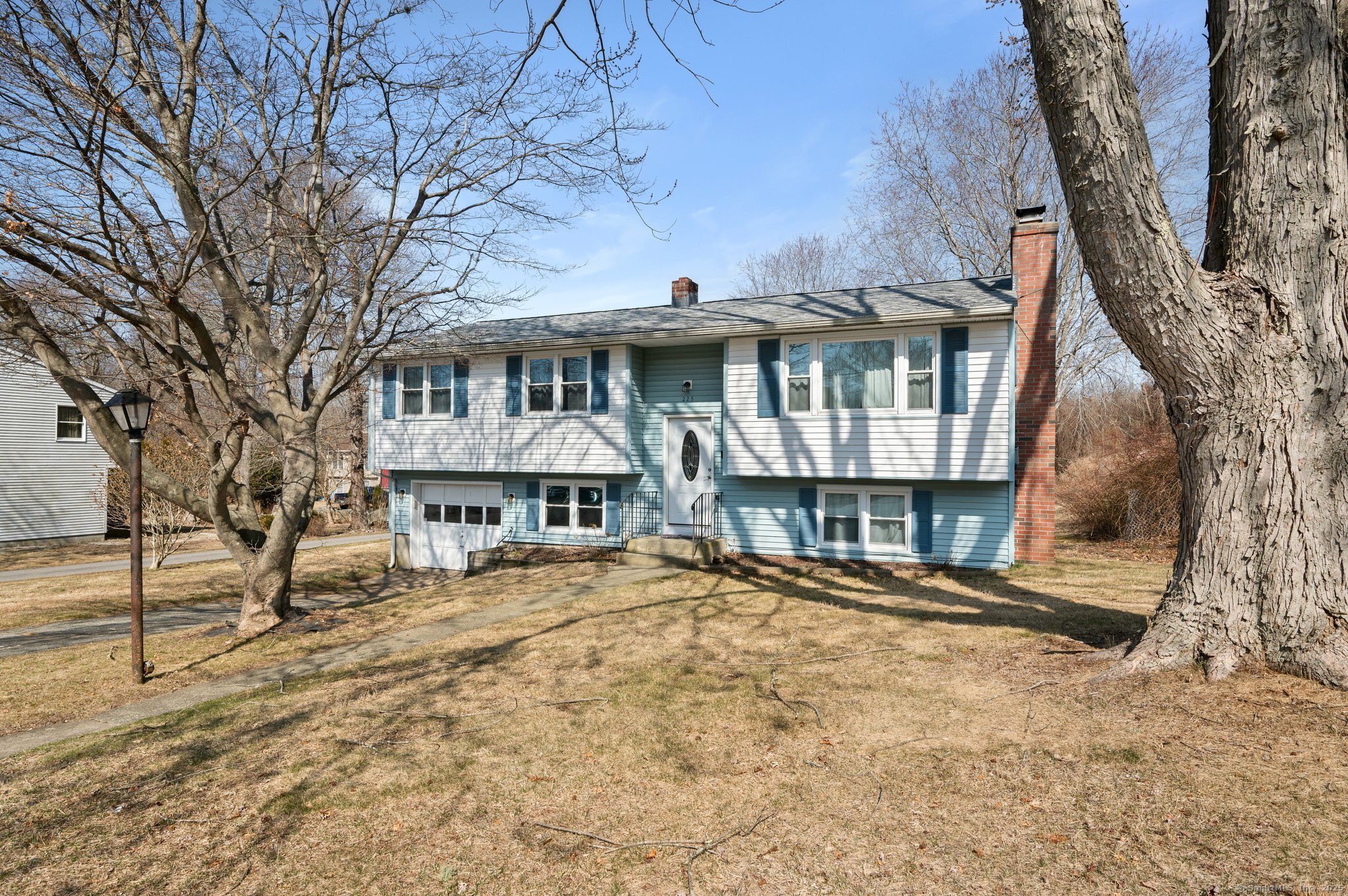 225 Thames Street, New London, Connecticut image 1
