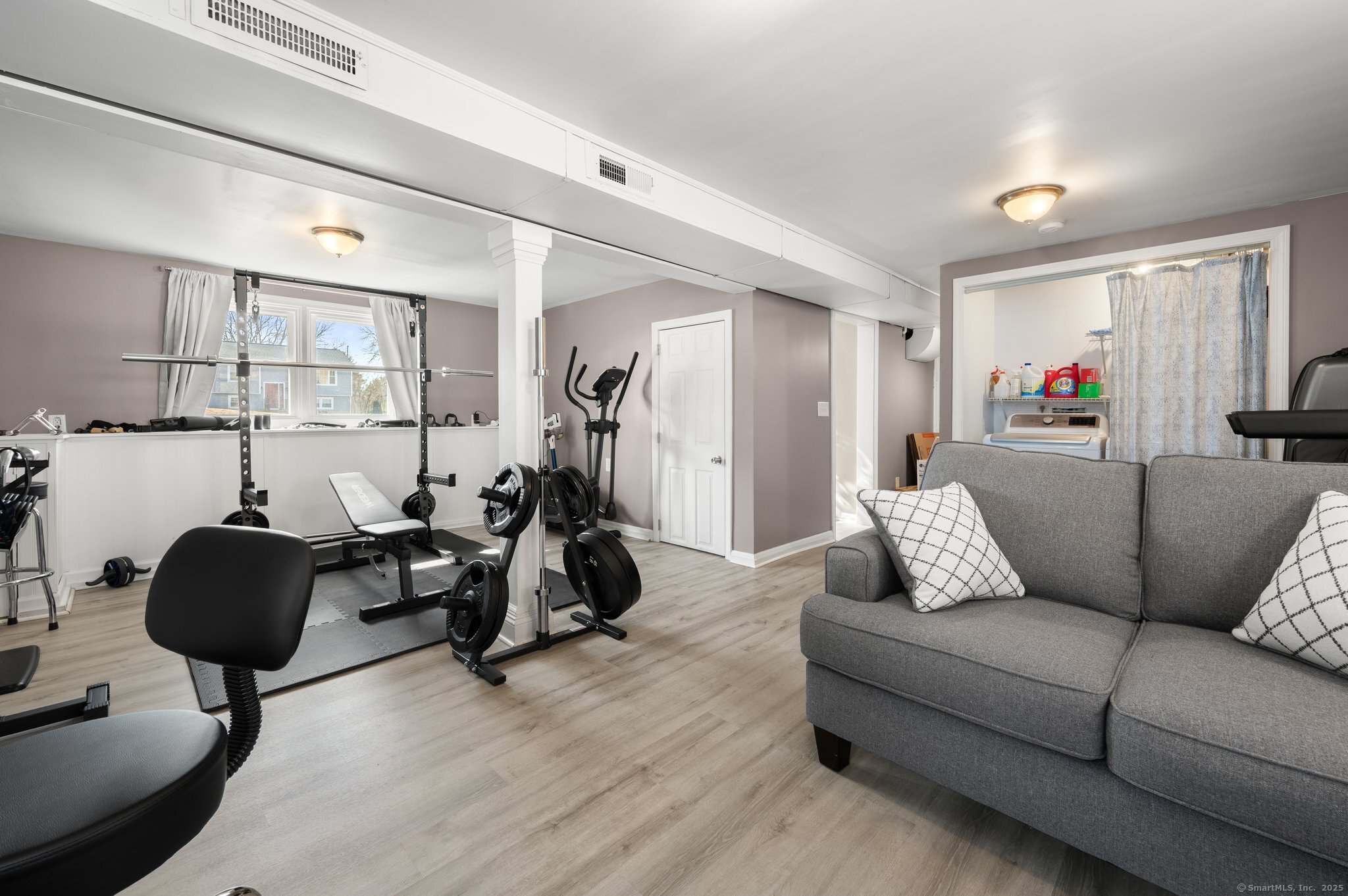 225 Thames Street, New London, Connecticut image 24