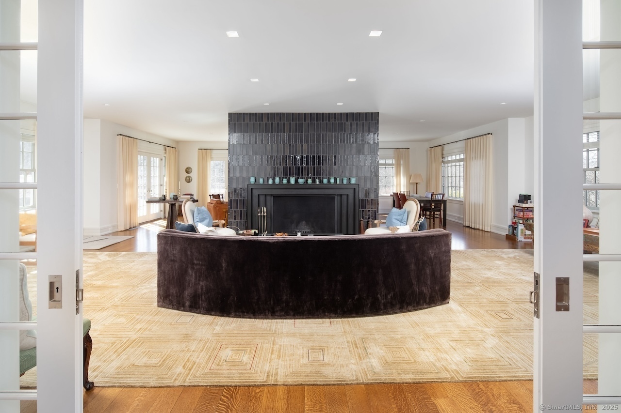 325 Canaan Road