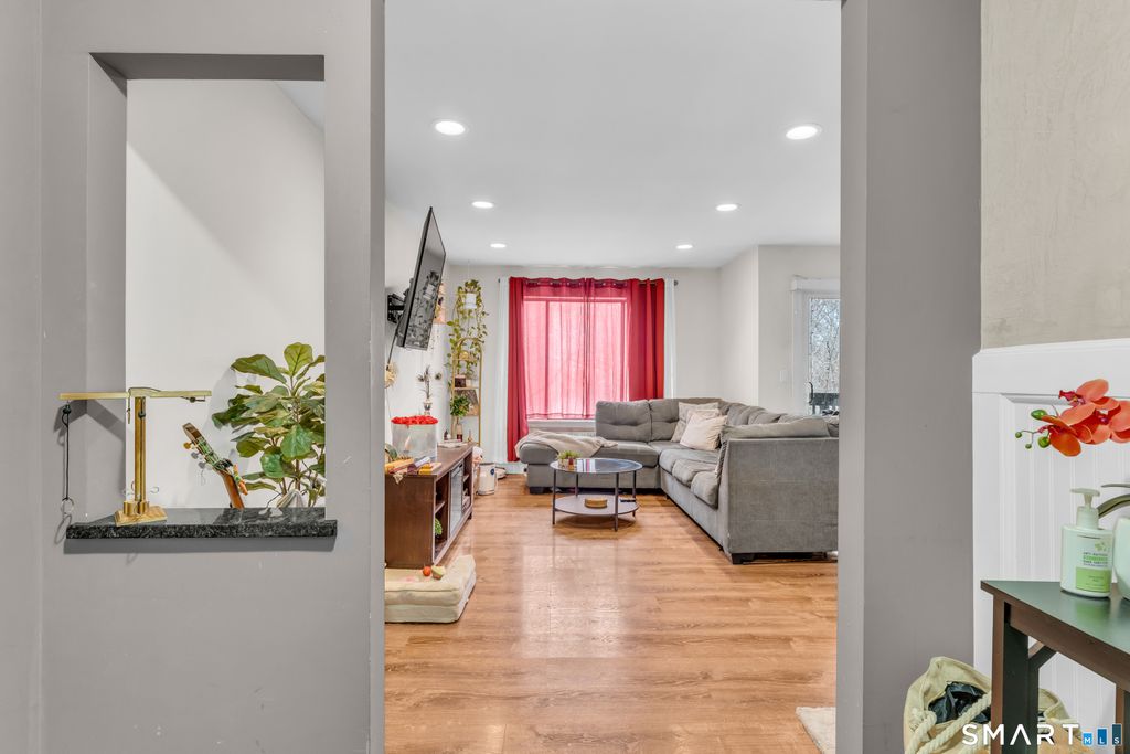 Photo of 175 Mill Pond Road #444, Hamden, CT 06518 (MLS # 24161991)