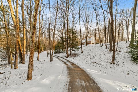 Photo of 672 Old Waterbury Road, Southbury, CT 06488 (MLS # 24151527)