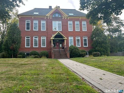 Photo of 58 Woodley Court #13, Meriden, CT 06450 (MLS # 24145594)