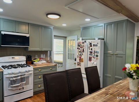 Tiny photo for 16 Flak Lane, New Fairfield, CT 06812 (MLS # 24170363)