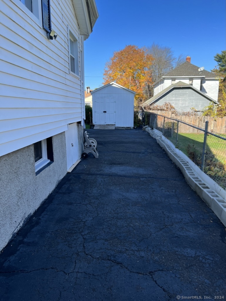 18 Englewood Avenue, Bloomfield, Connecticut image 8