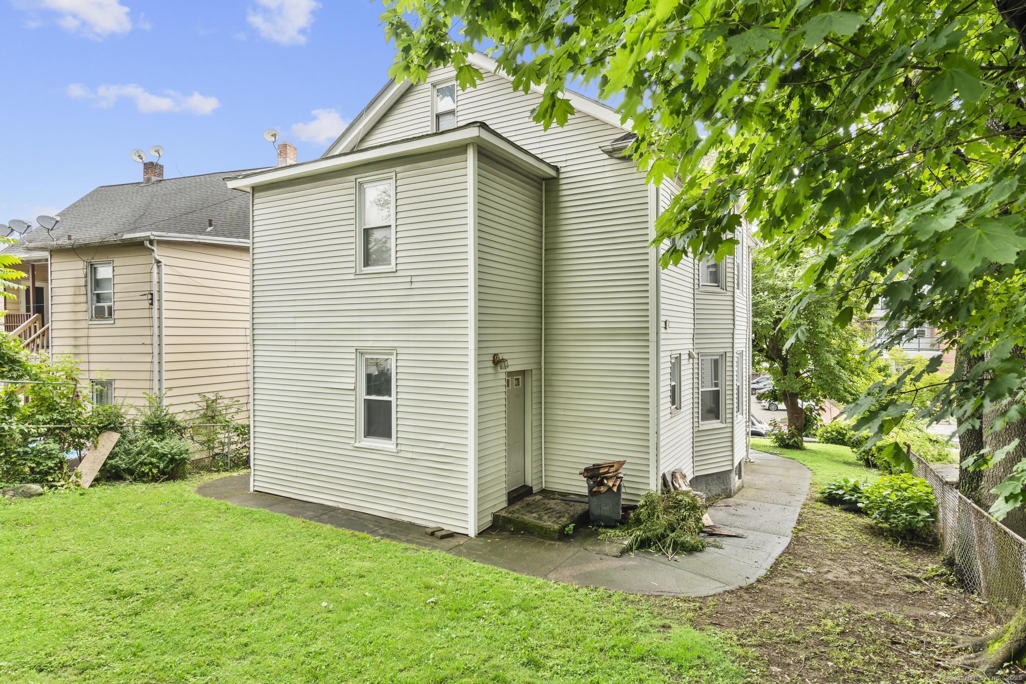 35 Southfield Avenue