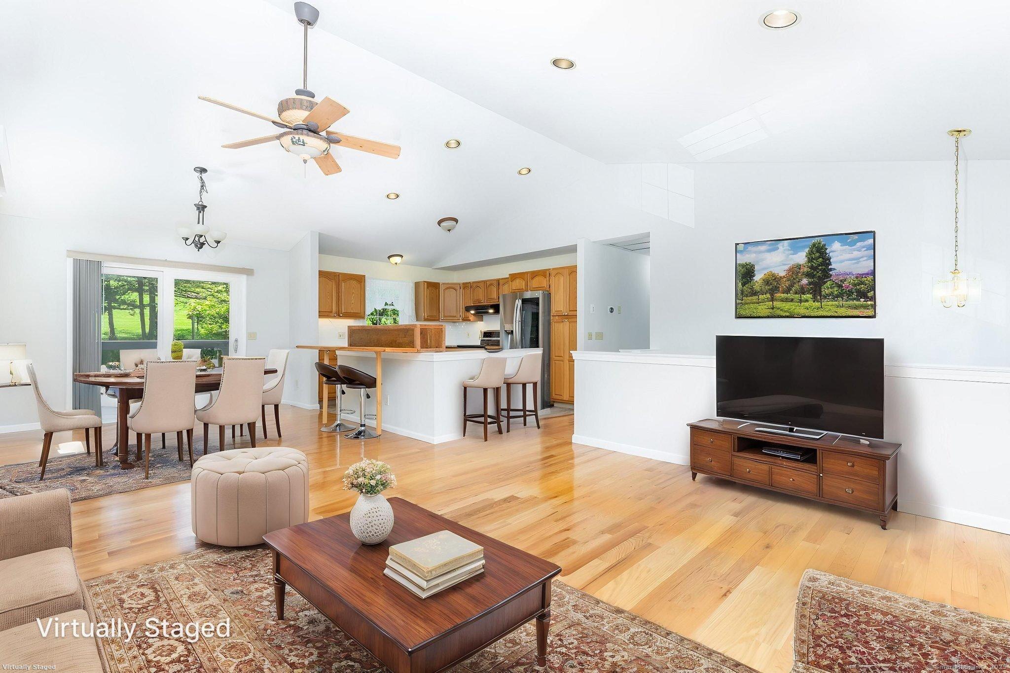 10 Spoonville Road, East Granby, Connecticut image 9