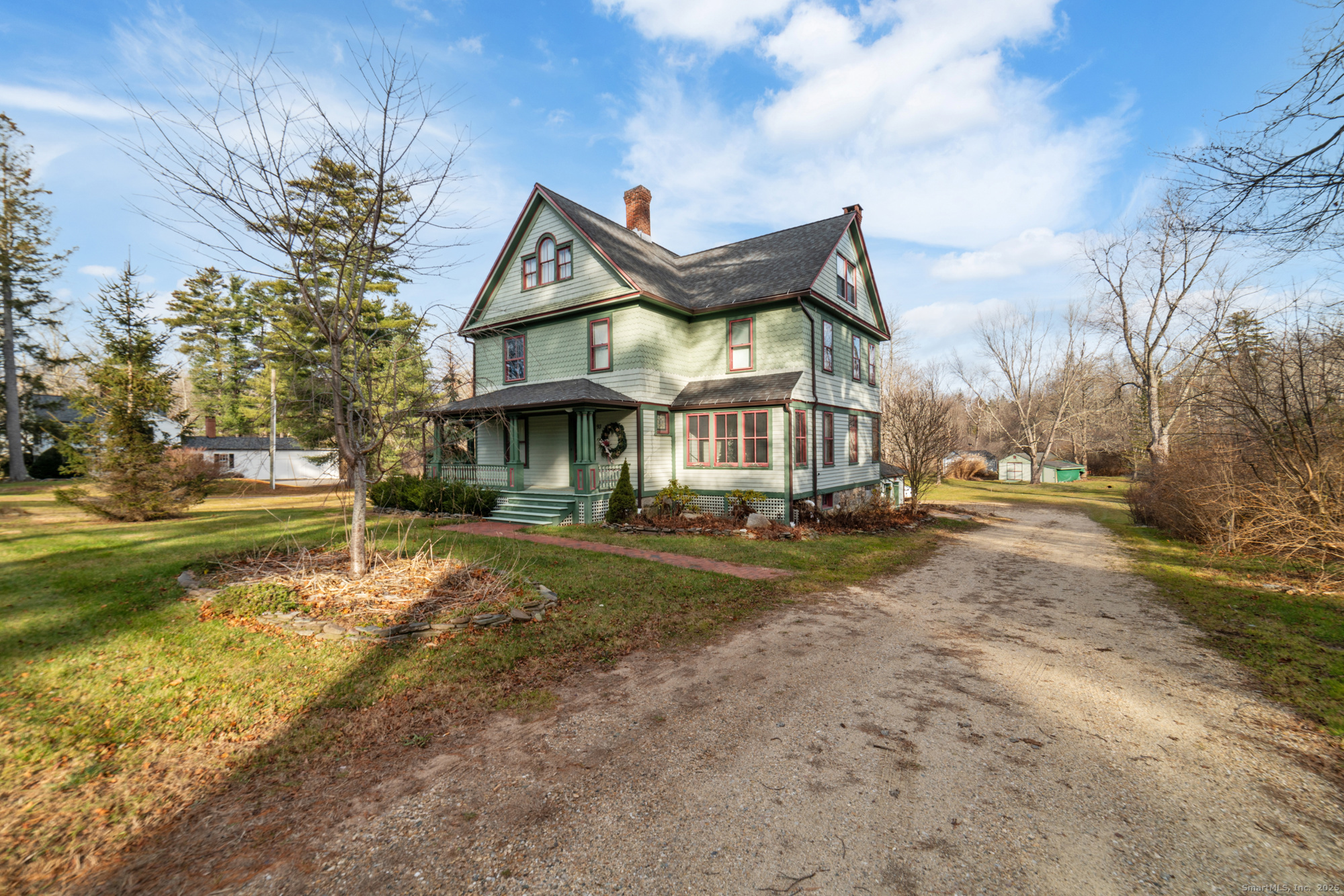 93 Greenwoods Road East