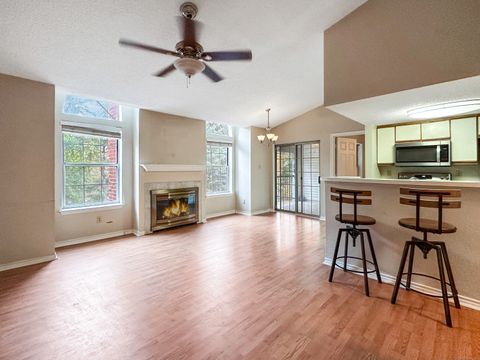 Tiny photo for 31 High Street #APT 11304, East Hartford, CT 06118 (MLS # 24157641)