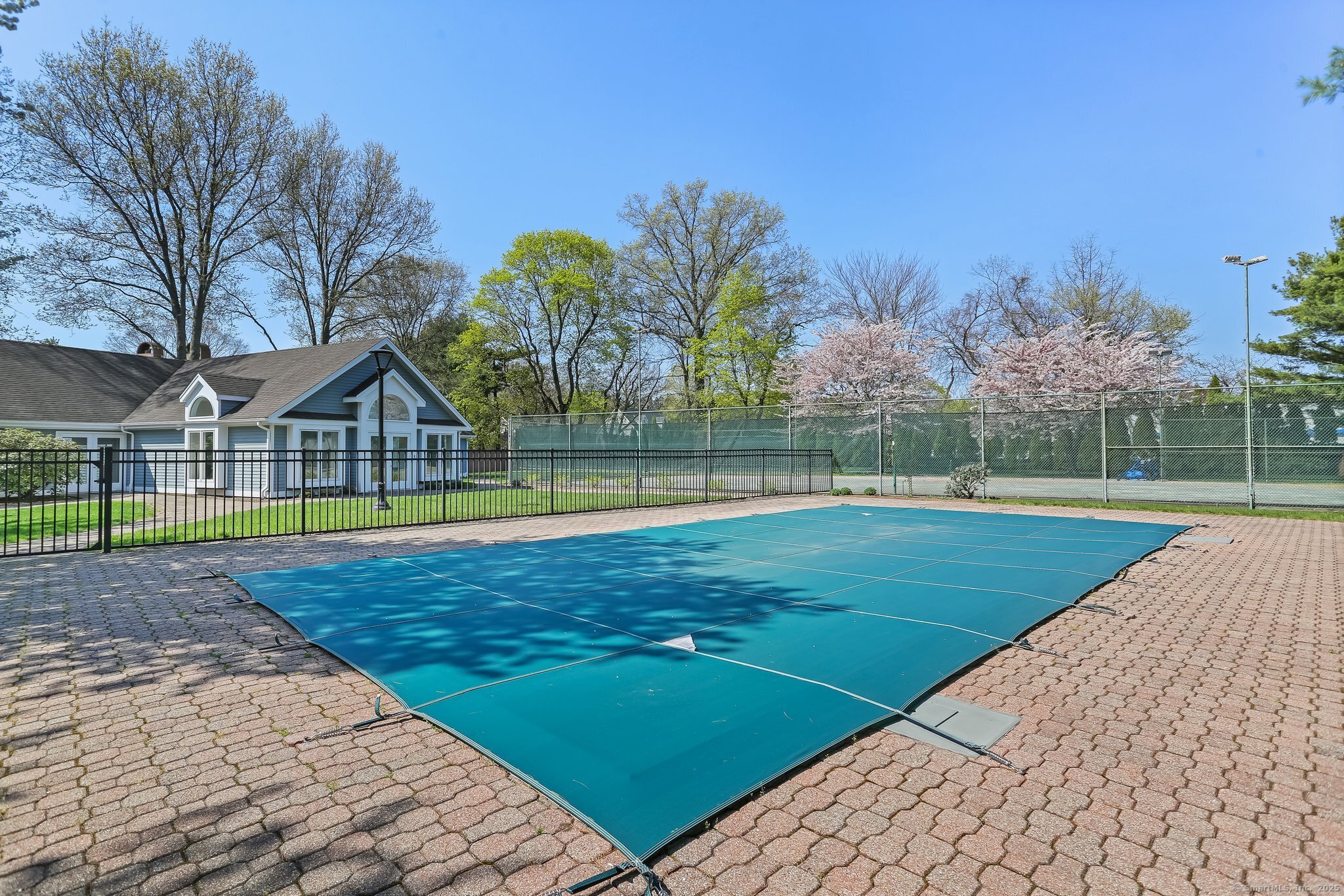 141 Regents Park, Westport, Connecticut image 34