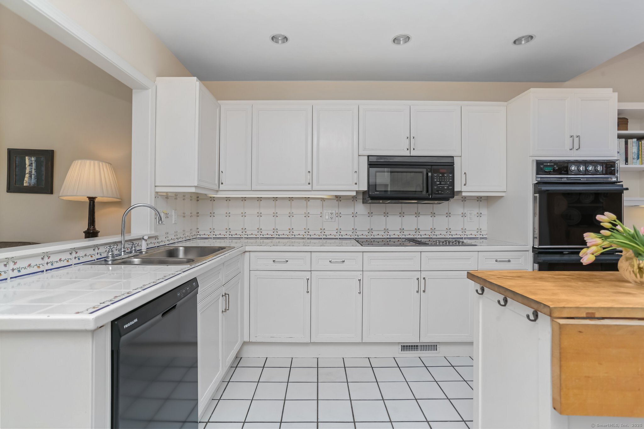 141 Regents Park, Westport, Connecticut image 5