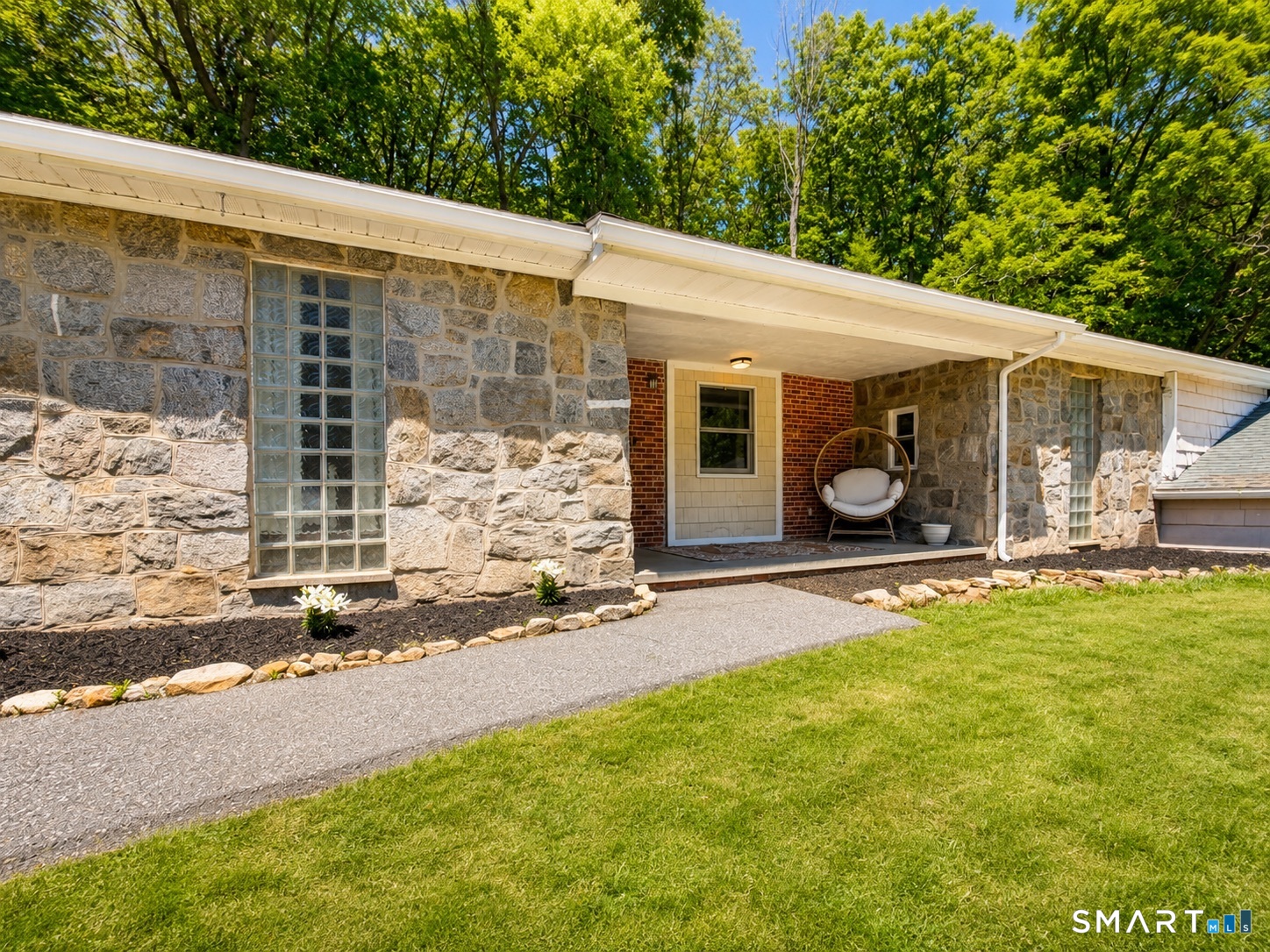 22 Circle Drive