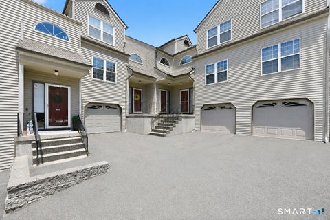 Tiny photo for 10 Taft Point #8, Waterbury, CT 06708 (MLS # 24200684)