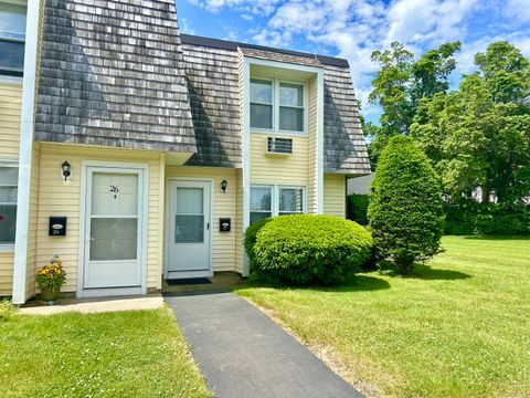 Townhouse in East Lyme CT 127 Black Point Road.jpg