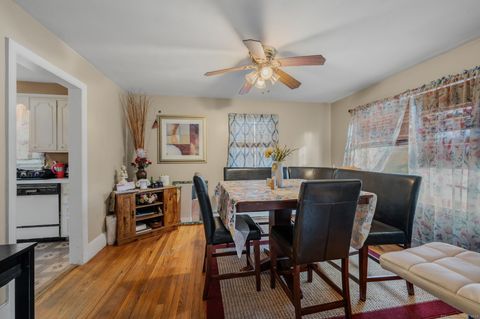 Tiny photo for 19 Dart Street, New London, CT 06320 (MLS # 24134815)