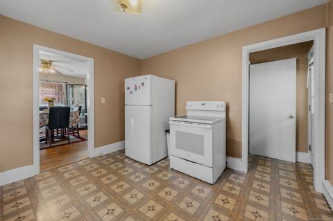 Tiny photo for 19 Dart Street, New London, CT 06320 (MLS # 24134815)