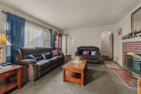 Tiny photo for 19 Dart Street, New London, CT 06320 (MLS # 24134815)