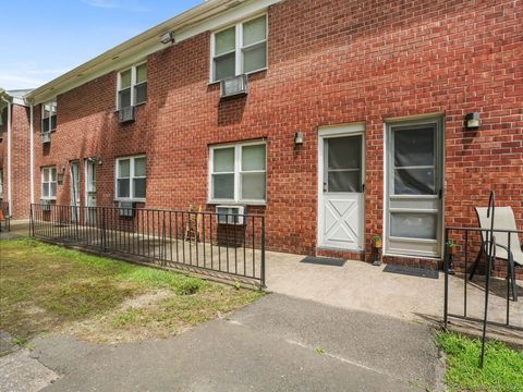 Tiny photo for 85 Abner Court #85, Bridgeport, CT 06606 (MLS # 24151562)