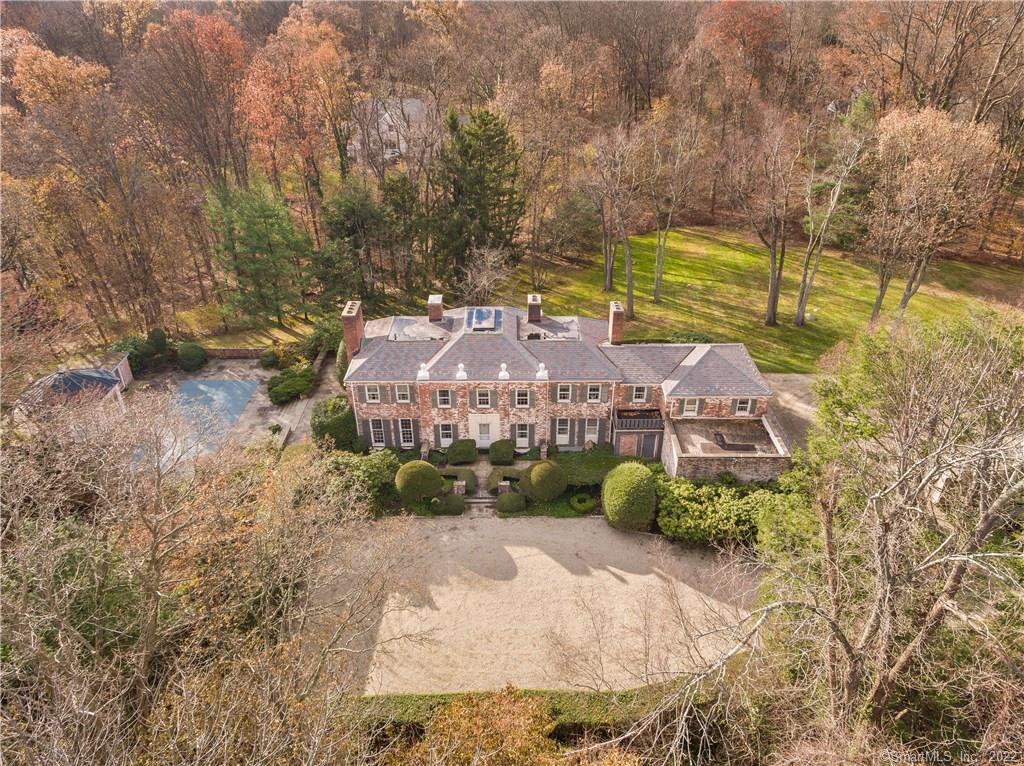 Photo 1 of 52 Dorchester Road, Darien, Connecticut, $2,167,500, Web #: 170076071