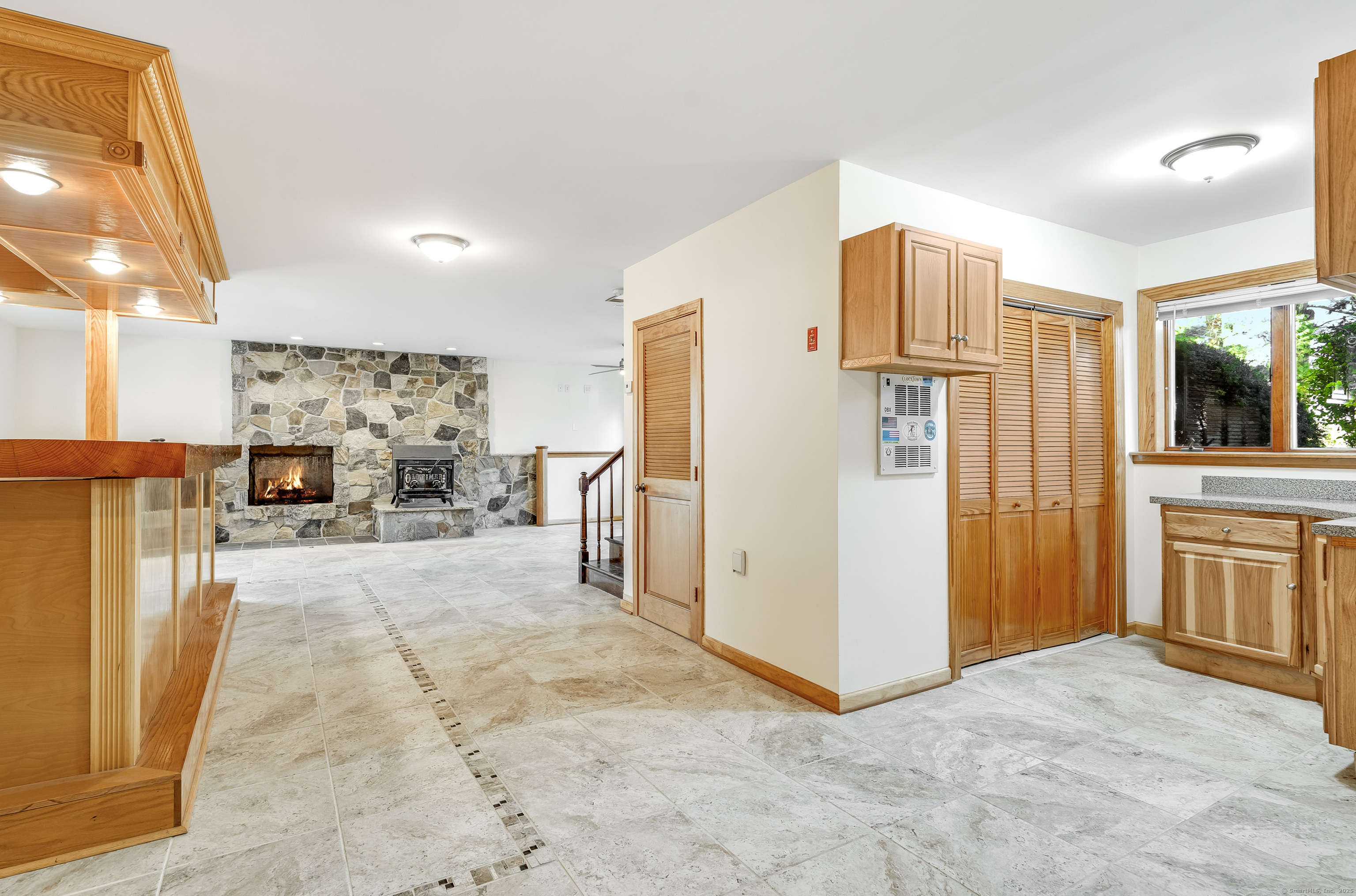 154 Cloudland Road, North Haven, Connecticut image 28