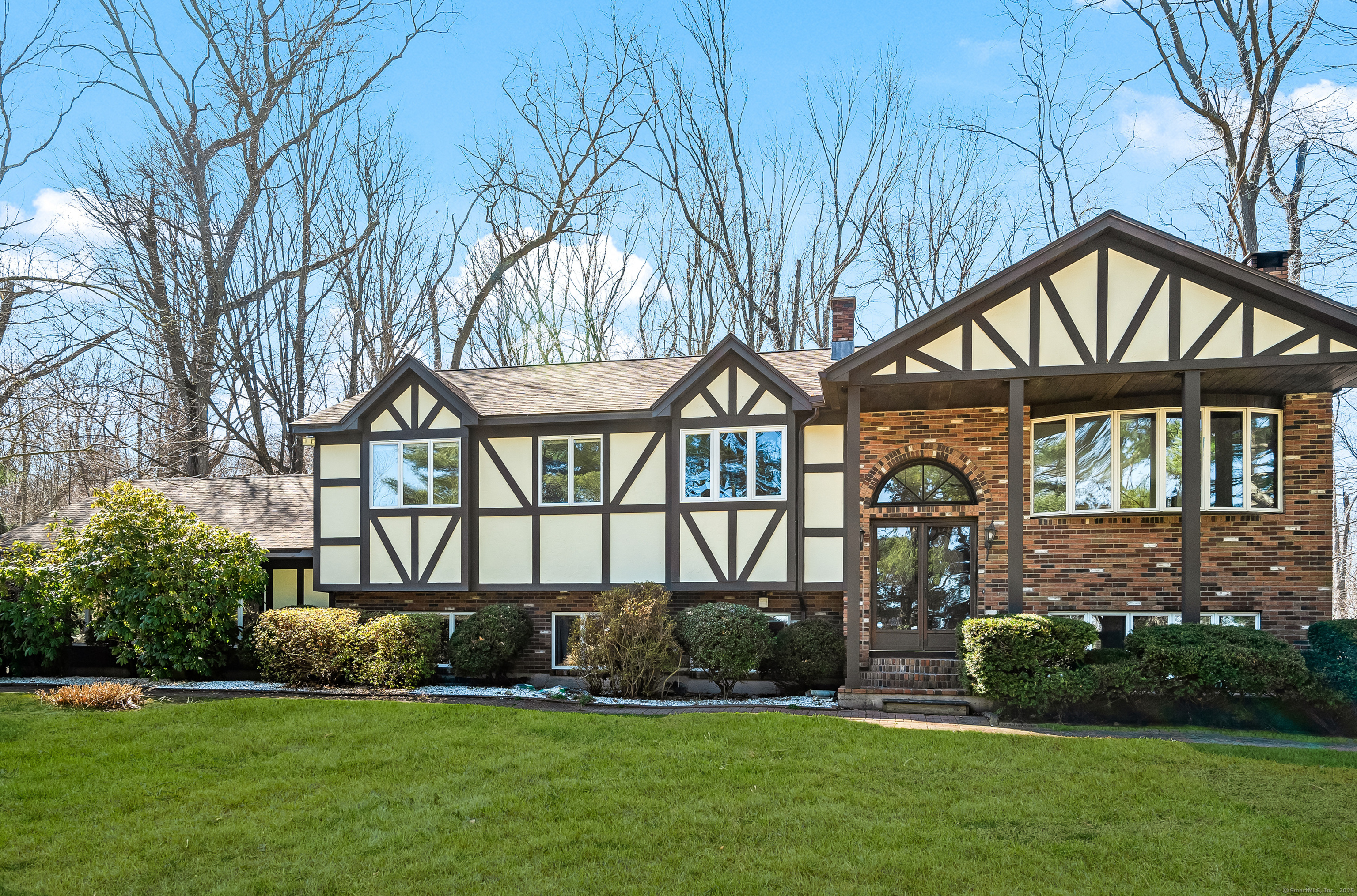154 Cloudland Road, North Haven, Connecticut image 3