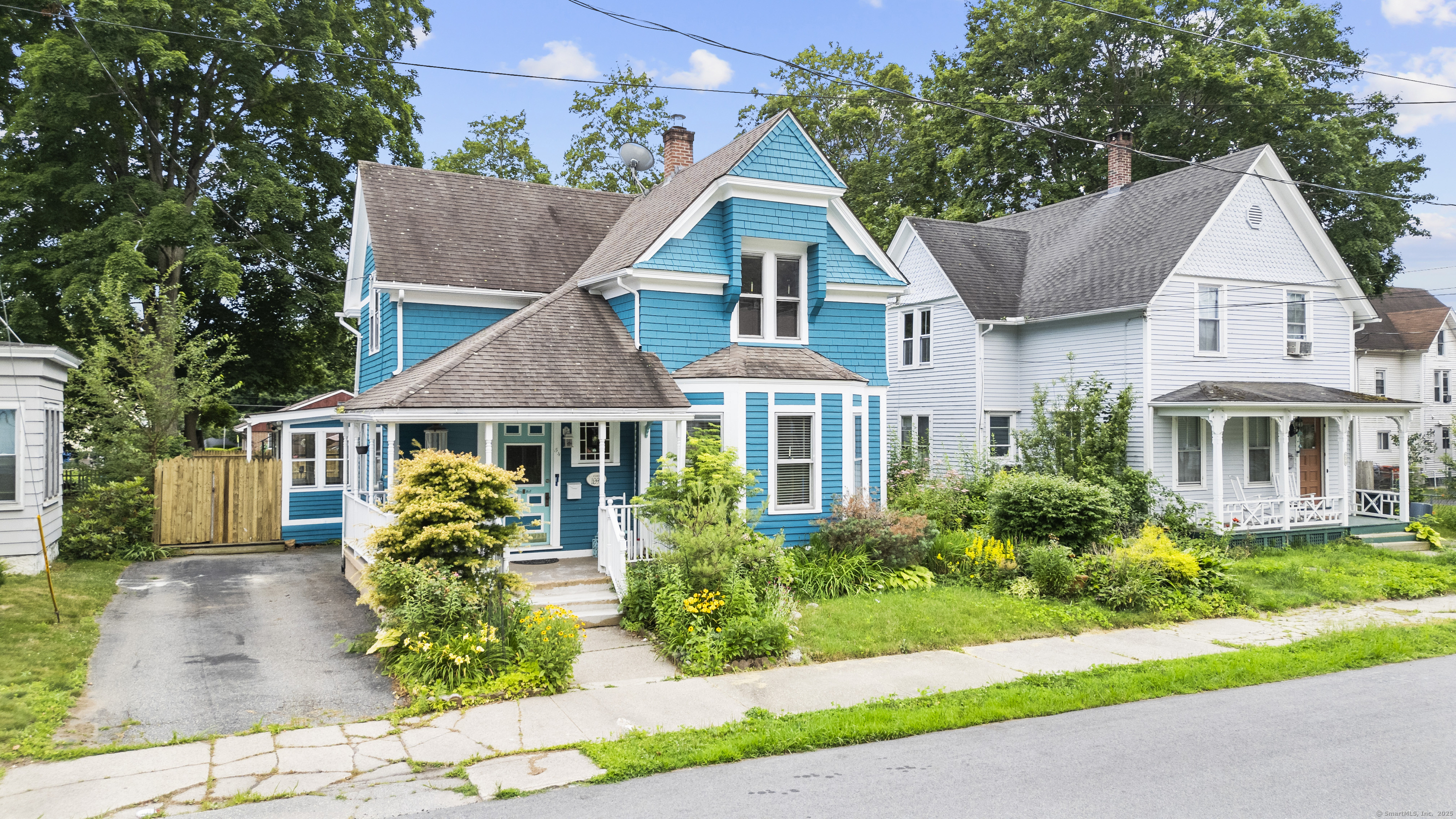 54 Lincoln Avenue