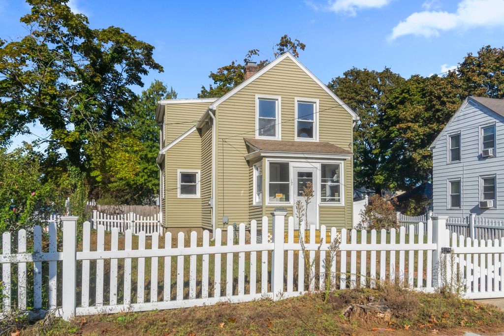 Photo of 17 Laurel Street, Plainville, CT 06062 (MLS # 24132588)