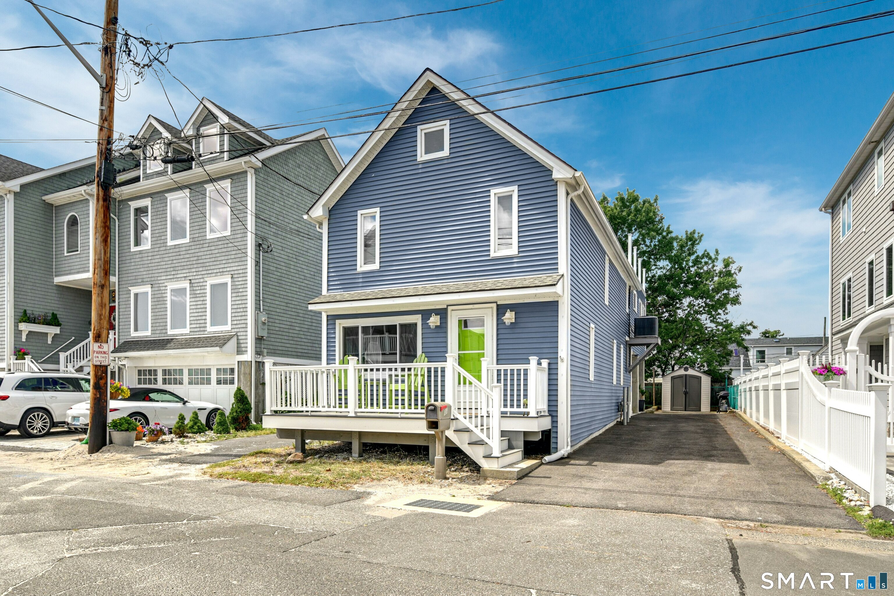 11 Waterbury Avenue