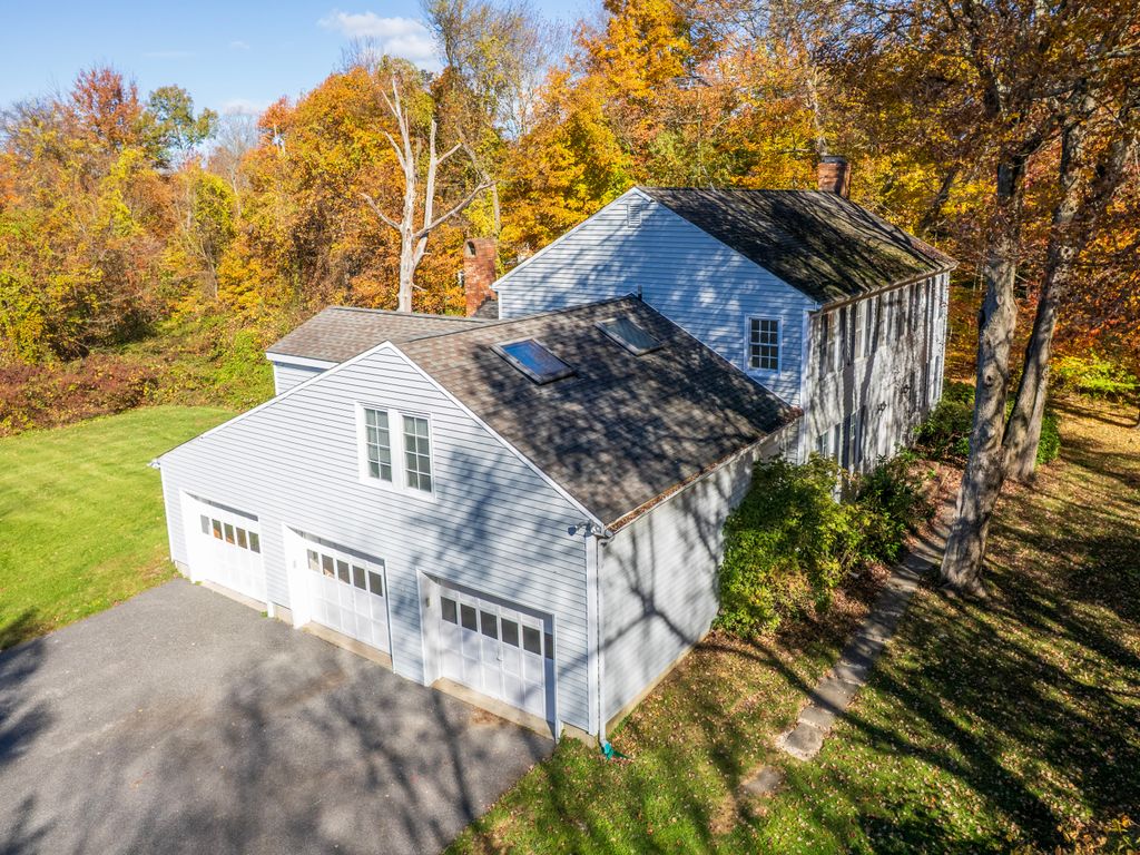 Photo of 41 Sullivan Drive, Redding, CT 06896 (MLS # 24128636)