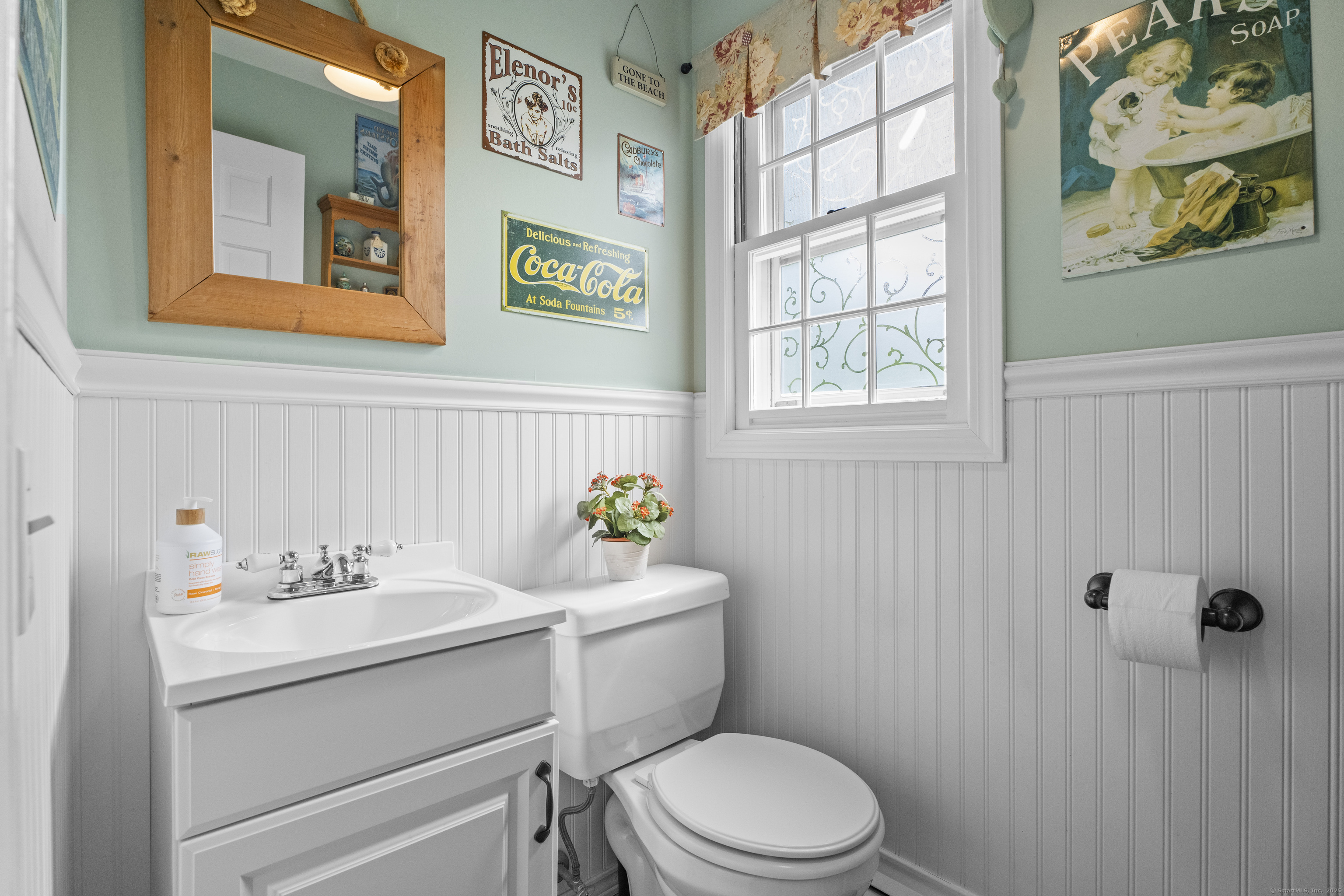 98 Whisconier Road, Brookfield, Connecticut image 16