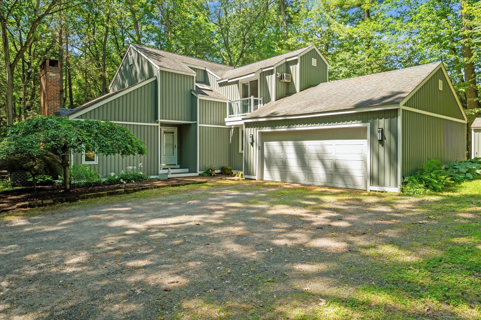 25 Tall Wood Hollow