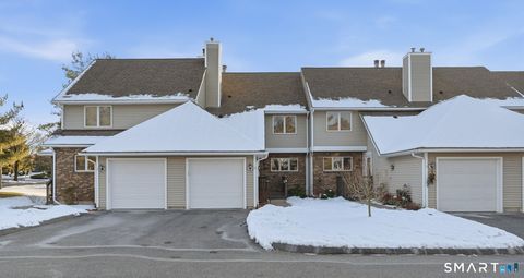 3 Steeplechase Drive 3 Newington CT 06111