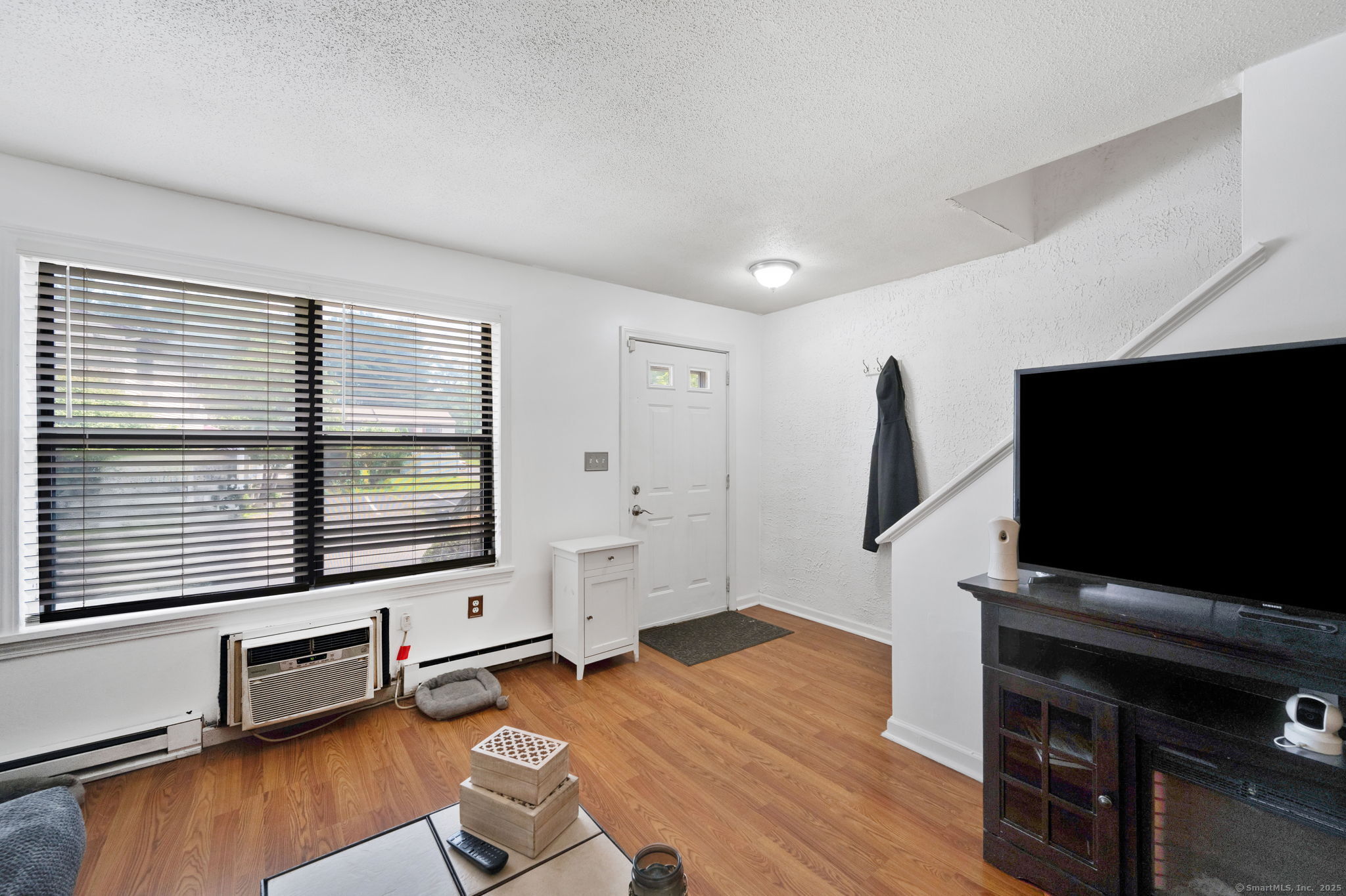 996 Meriden Waterbury Turnpike APT 3E